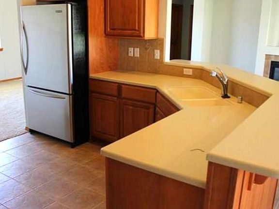 4th image of 1805 Nova Ln