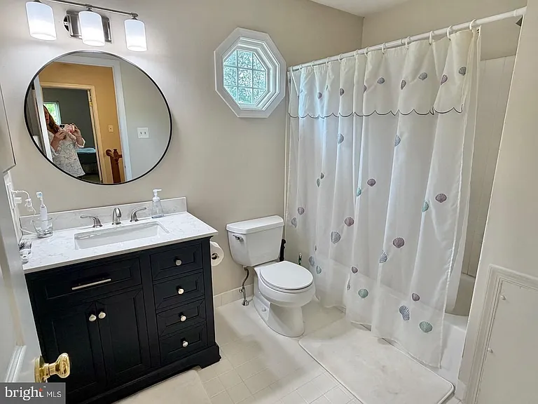 335 Danbury Ct #335 — Photo 27