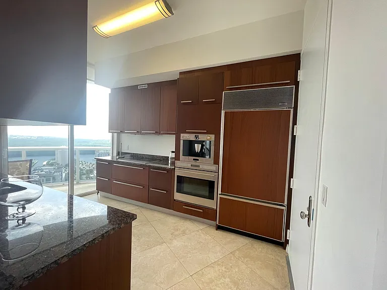 15901 Collins Ave #25F — Photo 5