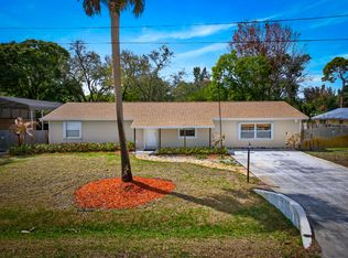 2927 Admiral Street, Fort Pierce, FL 34982