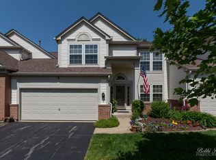 9 Edgebrook Ct, Algonquin, IL 60102