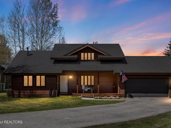 4085 Balsam Ln, Jackson, WY 83001
