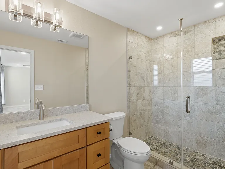 1409 Highland Dr — Photo 18