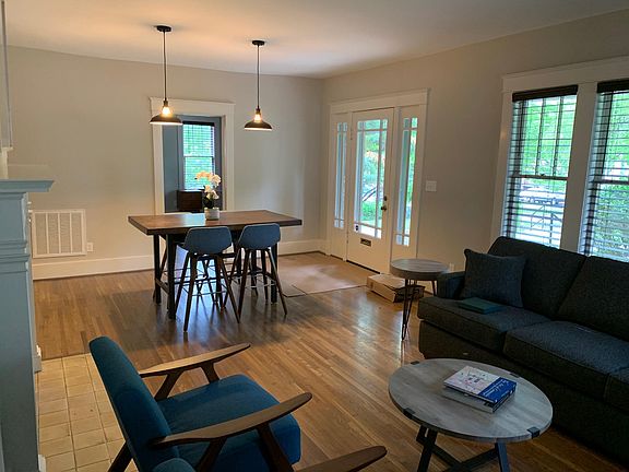 2nd image of 2007 Convent Pl APT 1
