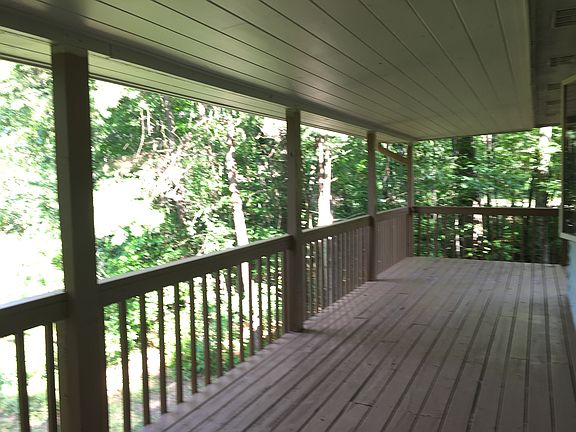 Porch view right