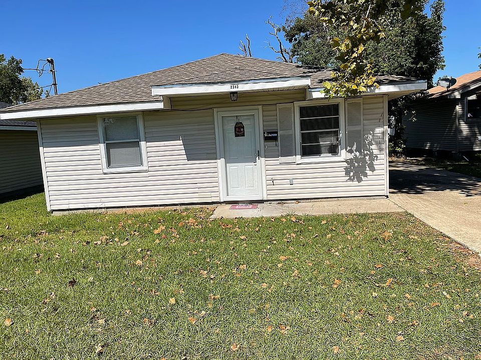 1st image of 2313 Poplar St