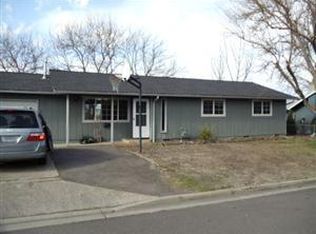 1235 Triangle Dr, Central Pt, OR