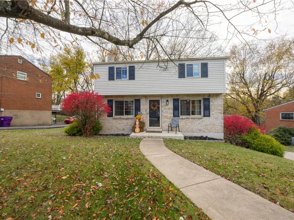 267 Great Smokey Dr, Pittsburgh, PA 15239