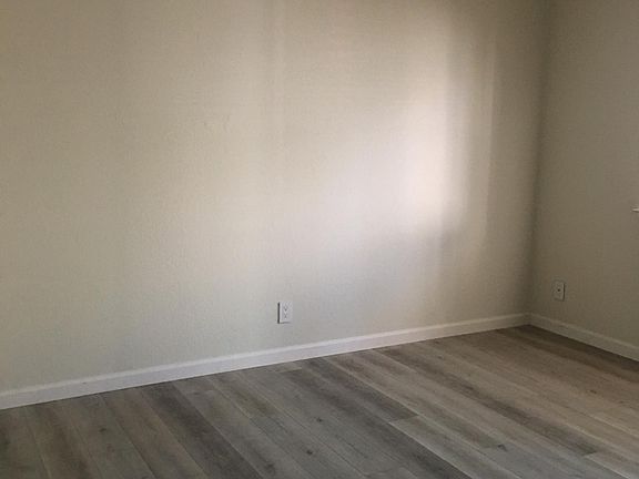 5th image of 769 W Spain St