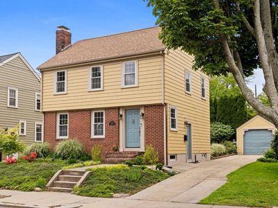 405 Eaton St, Providence, RI, 02908