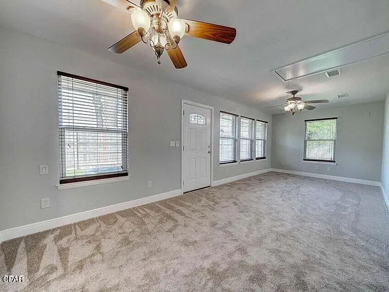 350 Greenwood Cir — Photo 19