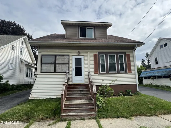 14 Crescent Avenue, Amsterdam, NY 12010