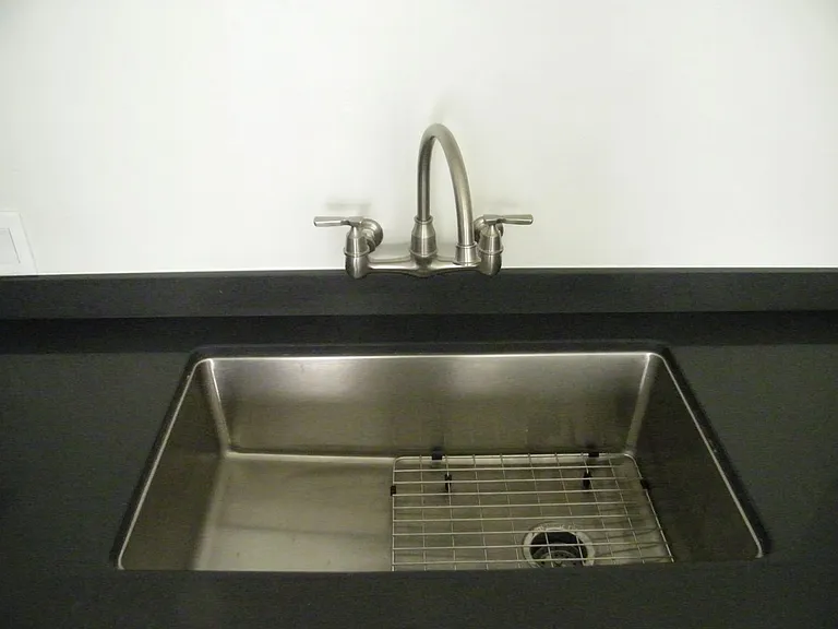 2bed/2bath Available Now — Photo 7
