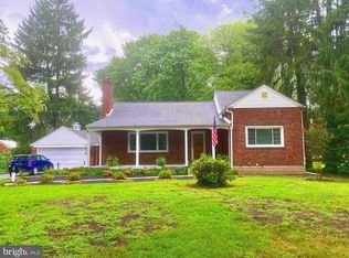 530 Woodglen Rd, Lansdowne, PA 19050