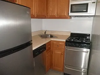 Rented by Guidance Realty Corp.