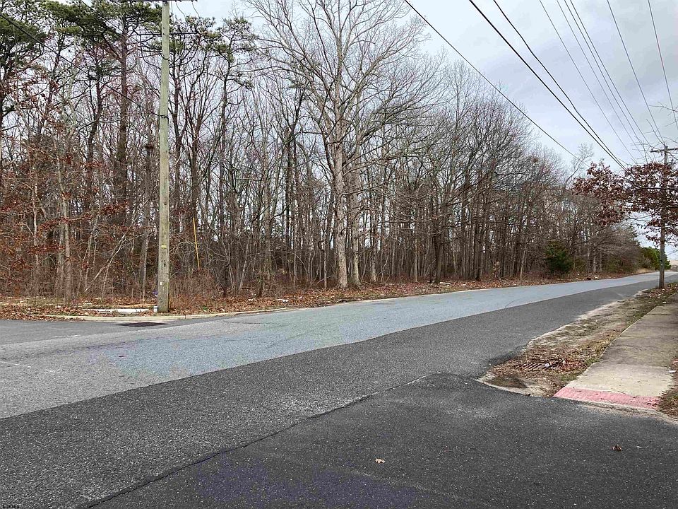 1st image of Gravesmith Dr