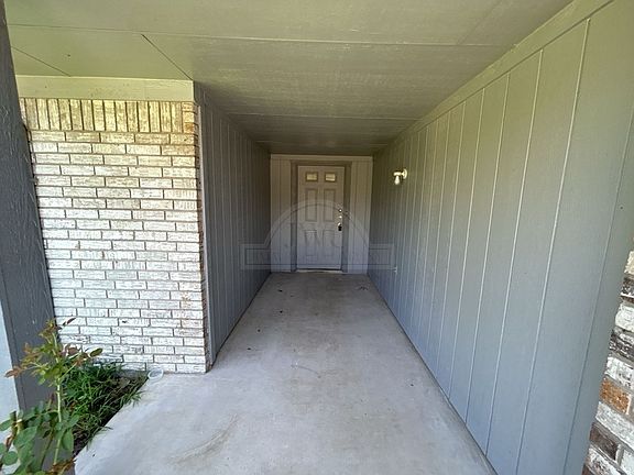 2nd image of 4309 Greenlee Dr