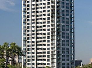 1275 S Post Oak Ln, Houston, TX 77056