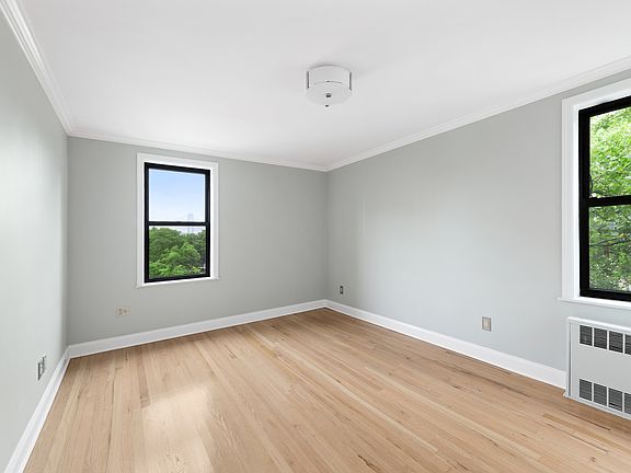 5th image of 8901 Narrows Ave Unit 5C