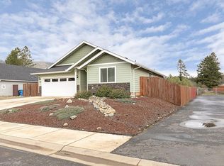 234 Retirement Ln, Cave Junction, OR 97523