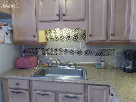 5th image of 31627 Green Meadow Ln