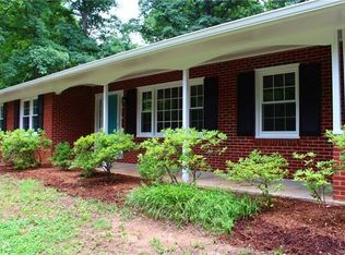 10244 Seville Dr, North Chesterfield, VA 23235