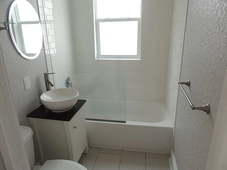 3112 W Empedrado St — Photo 5