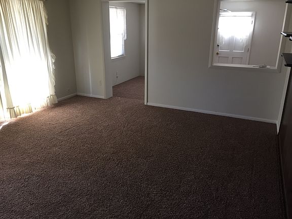 5th image of 126 Tampa Dr