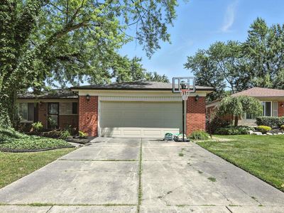 35418 Simco Dr, Clinton Township, MI, 48035