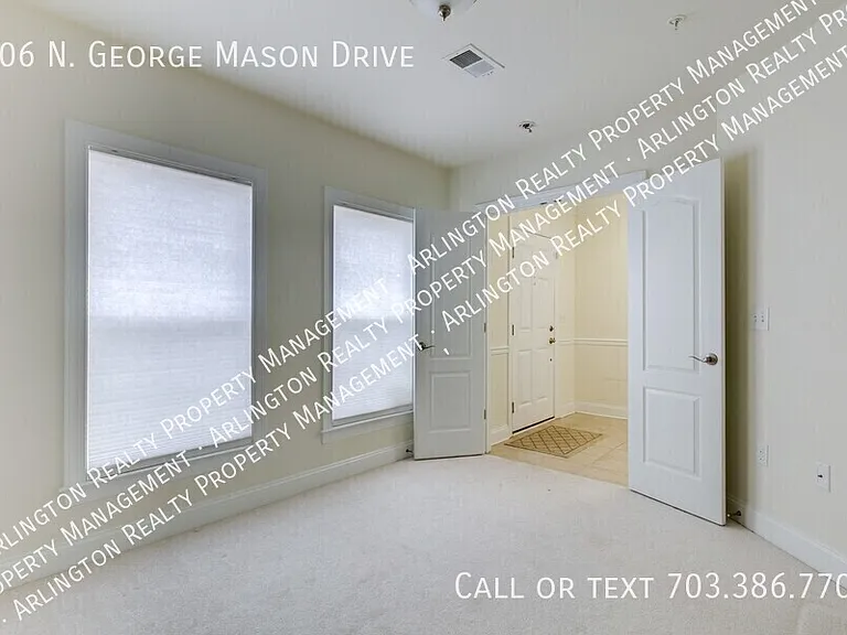 306 N George Mason Dr — Photo 15