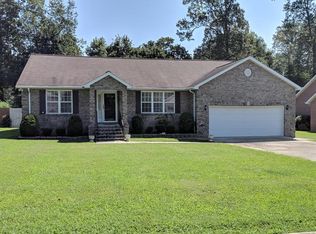 104 Oakmont Dr, Tullahoma, TN 37388