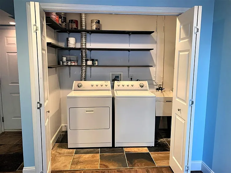 2550 Cleinview Ave — Photo 14