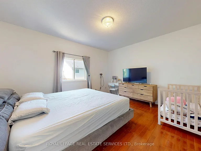 65 Morwick Dr — Photo 19