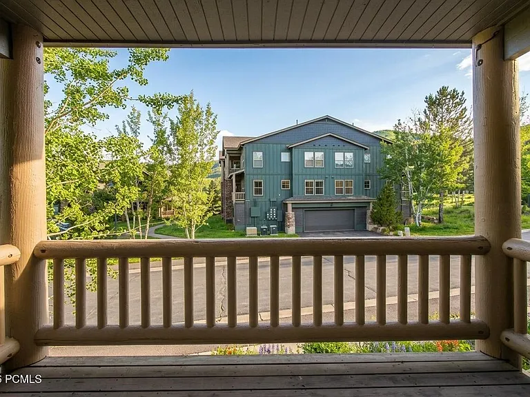 1716 W Fox Bay Dr #H204 — Photo 11