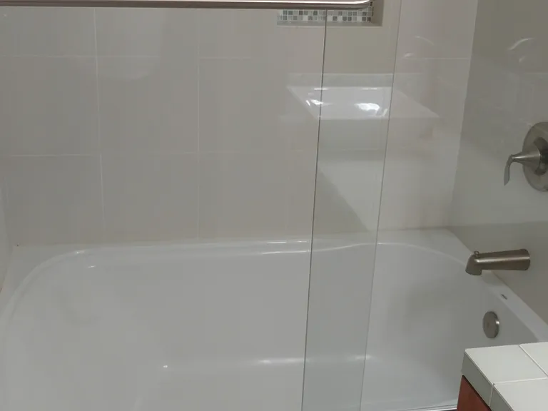 Second master bathroom