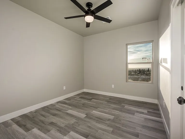 2920 Fairway Dr — Photo 16
