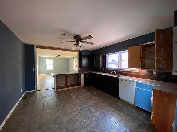 2nd image of 509 Park St