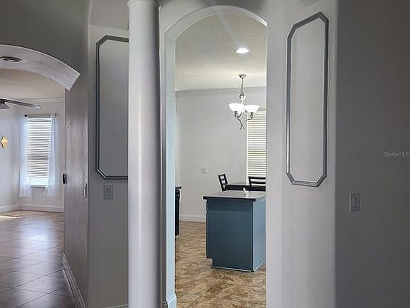 5th image of 2476 Deer Creek Blvd