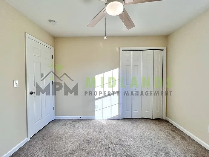40 Rustyred Ct — Photo 59