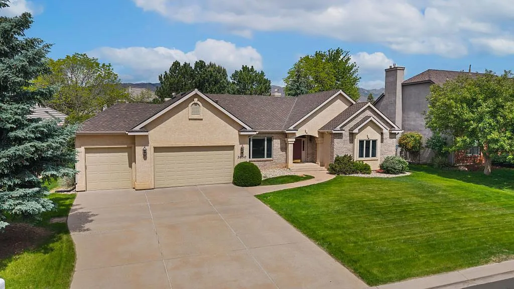 3830 Brushland Ct. — Photo 2