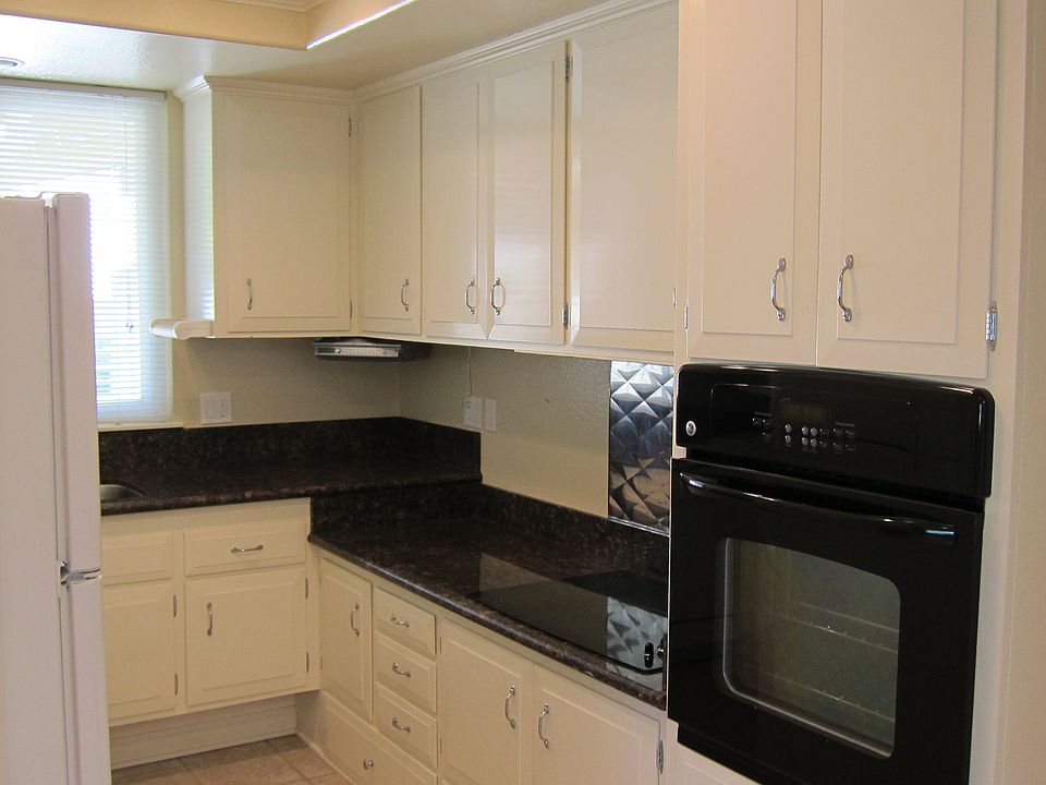 1st image of 408 Avenida Castilla Unit D
