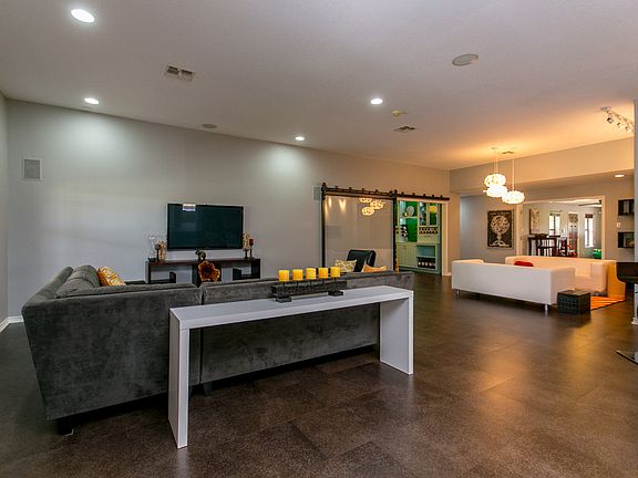 Open living/sitting area