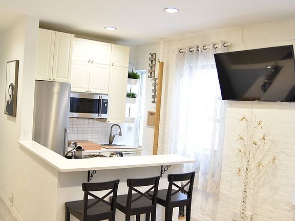 2nd image of 485 Central Park W APT 7-G