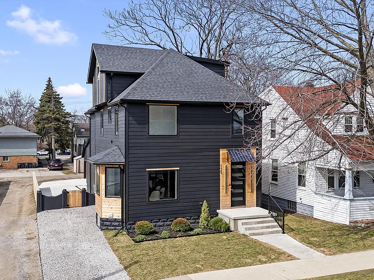 125 N Washington Ave — Photo 24
