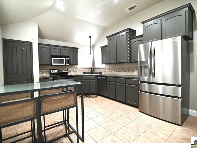 4501 Lauren Mackenzie Dr — Photo 10