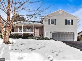 69 Lion Dr, Hanover, PA