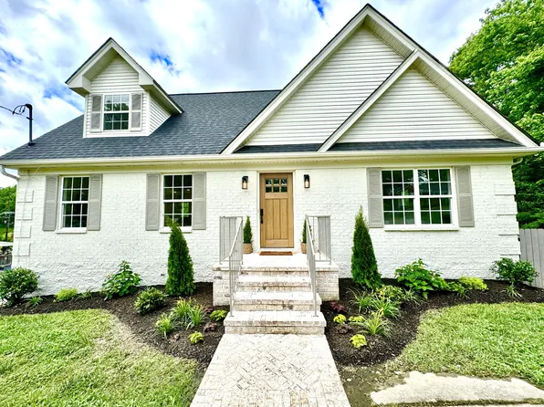 89 Vaden Dr, Nashville, TN 37211