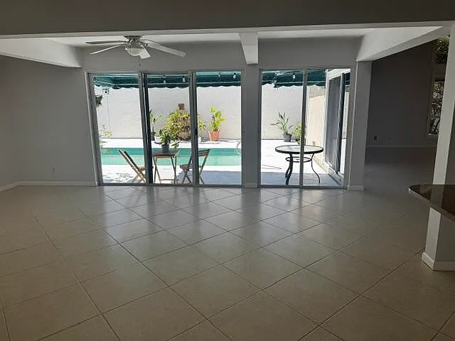 112 E Coral Fish Ln — Photo 19