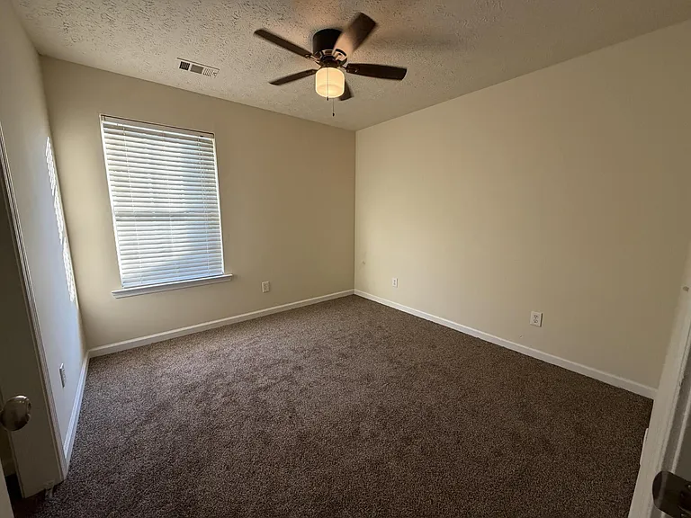 5675 Cottage Ln — Photo 8