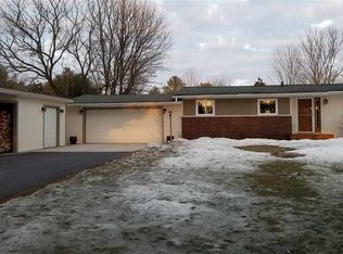 N8754 Lutz Rd, Iola, WI 54945